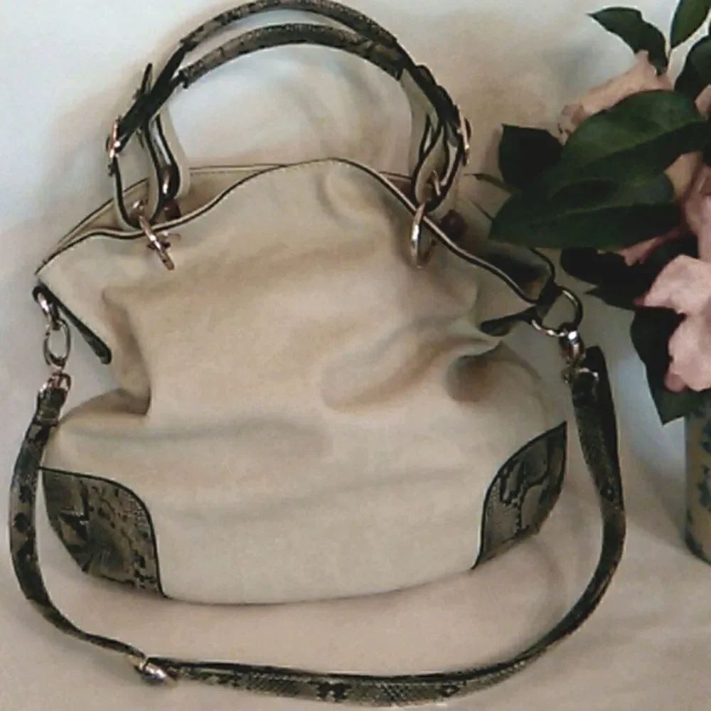Marks and Spencer Vegan Hobo